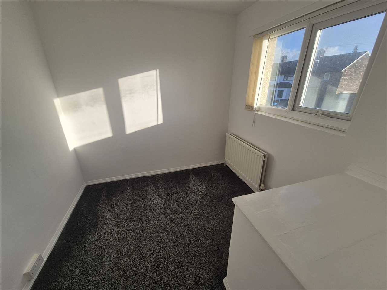 27 Pershore Road, Kirby — photo 9 of 12