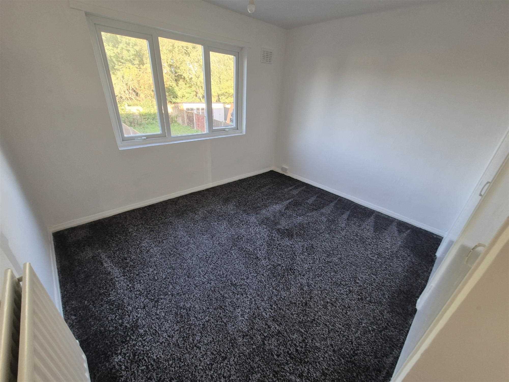 27 Pershore Road, Kirby — photo 10 of 12